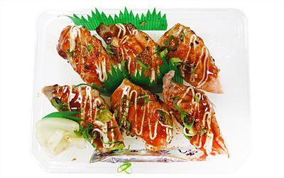 炙燒七味鮭魚壽司